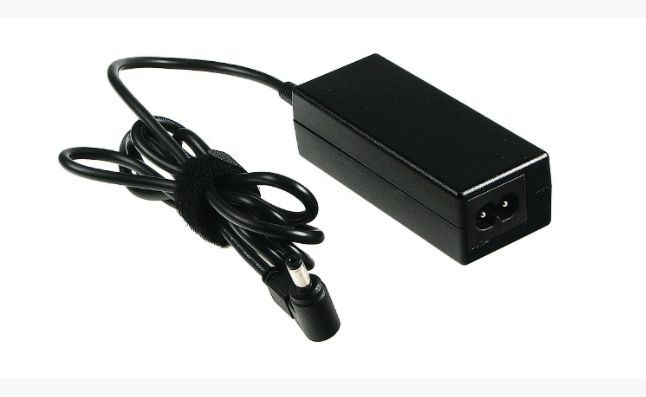 AC adaptér pro notebooky HP A0301R3 19V 1,58A 4,0 x 1,7 mm