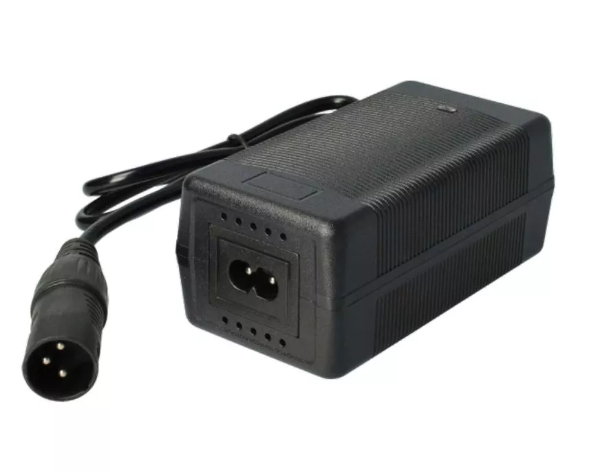 Nabíječka elektrokola pro baterie 24V