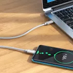 USB kabel 240W typ-C na typ-C 1.8m šedý opletený, učený pro rychlé nabíjení, podporuje standard PD3.1 HOCO