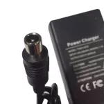 Nabíječka 42V / 2A pro 36V Li-Ion baterie – DC konektor 5,5 mm s vnitřním pinem, vhodná pro Xiaomi Mijia M365 TopTechnology Nabíječka 42V / 2A pro 36V Li-Ion baterie – DC konektor 5,5 mm s vnitřním pinem, vhodná pro Xiaomi Mijia M365 TopTechnology