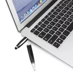 USB flash disk 32 GB ve stříbrném provedení – stylový design pera TopTechnology
